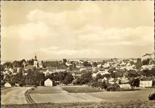 Ak Pausa im Vogtland, Panorama von Pausa, Kirche, Häuser, Landschaftsaufnahme