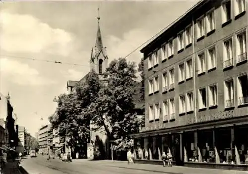 Ak Cottbus in der Niederlausitz, Spremberger Straße, Kirche im Hintergrund, Stadtansicht