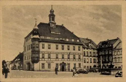 Ak Oederan in Sachsen, Marktplatz, Gebäude,  Architektur, schwarz-weiß