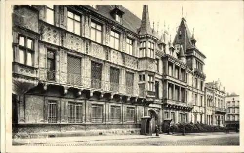 Ak Luxemburg, Der Großherzogliche Palast, Fassade, Straße