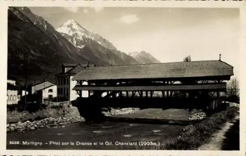 Ak Martigny Kanton Wallis, Pont sur la Dranse, Gd. Chavalard