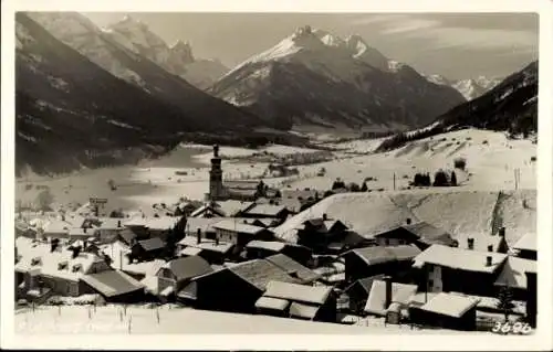 Ak Fulpmes in Tirol, Gesamtansicht, Winter, Gebirge