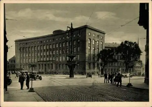 Ak Chemnitz Sachsen, Falkeplatz, Deutsche Bank, Gleise