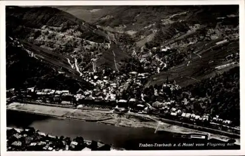 Ak Traben Trarbach an der Mosel, Fliegeraufnahme