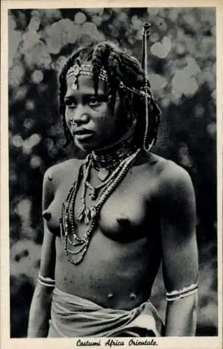 Ak Afrika, Barbusige Frau, Costumi Africa Orientale, Erotik