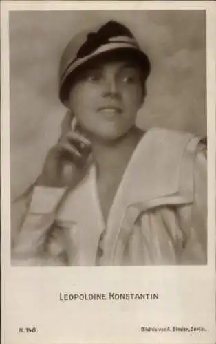 Ak Schauspielerin Leopoldine Konstantin, Portrait