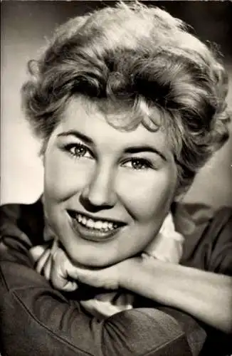 Ak Schauspielerin Lotte Ledl, Portrait, Autogramm