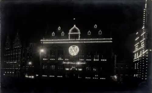 Foto Ak  Hansestadt Bremen, Gebäude bei Festbeleuchtung, 19.10.1913