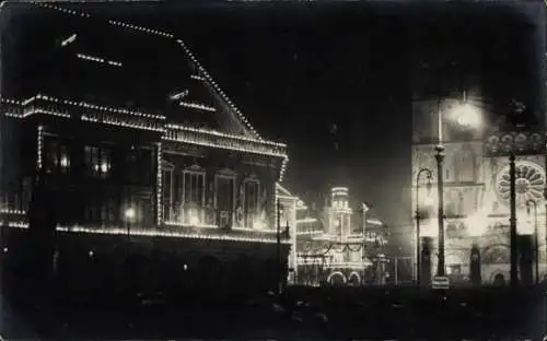 Foto Ak  Hansestadt Bremen, Rathaus und Dom bei Festbeleuchtung, 19.10.1913
