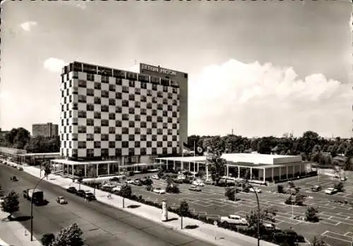 Ak Berlin, Hilton-Hotel