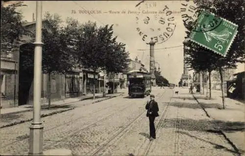 Ak Toulouse Haute Garonne, Straße mit Straßenbahn, Gebäude im Hintergrund, ruhige Szenerie