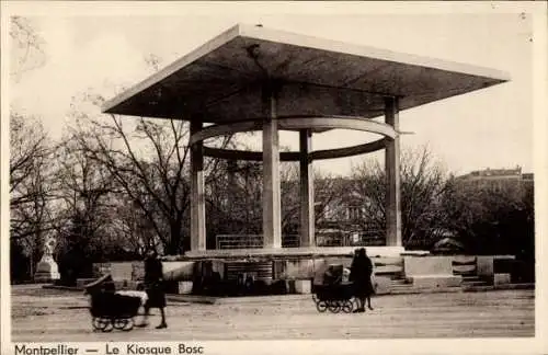Ak Montpellier Hérault, Kiosque Bosc, skulpturaler Pavillon, Bäume, Spaziergänger