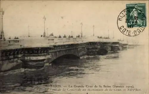 Ak Paris, Boulevard Saint Germain, Brücke über die Seine, Hochwasser, Januar 1910,  Fotografie