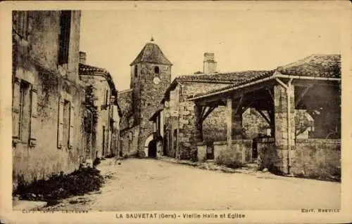 Ak La Sauvetat Gers, Historische Halle, Kirche, mittelalterliche Architektur