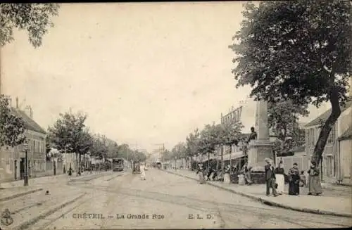 Ak Créteil Val de Marne, La Grande Rue, Bürgersteig, Bäume, Gebäude, Menschen