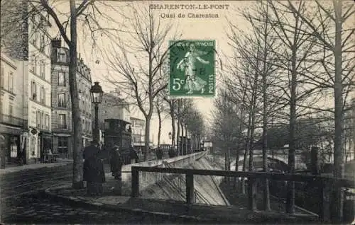 Ak Charenton le Pont Val de Marne, Quai de Charenton