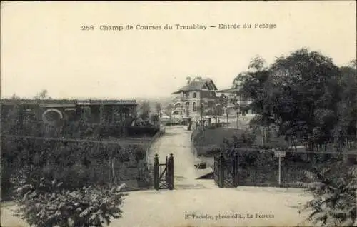 Ak Le Perreux sur Marne Val de Marne, 258 Champ de Courses du Tremblay, Eingang, E. Faciolle, Le 