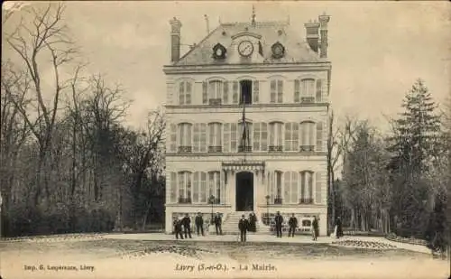 Ak Livry Seine Saint Denis, Rathaus, Gebäude, Bäume, Menschen, Uhr