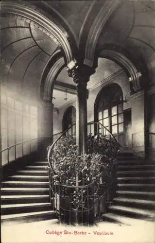 Ak Paris V, Collège Sainte-Barbe, Vestibule