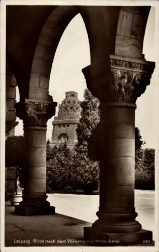 Ak Südvorstadt Leipzig in Sachsen,  Blick auf Völkerschlachtdenkmal, Säulen, Bäume