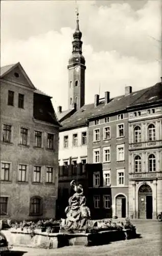 Ak Zittau in Sachsen, Schwanenbrunnen, August-Bebel-Platz,  Gebäude, Turm