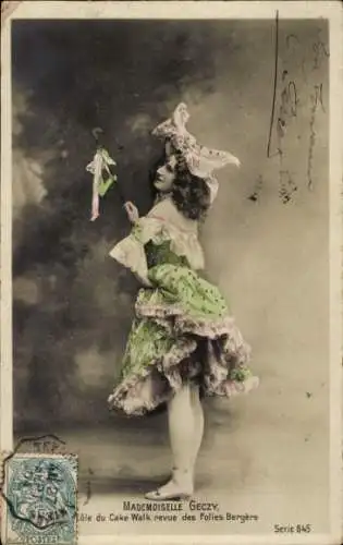 Ak Variete-Künstlerin Mademoiselle Geczy, Porträt