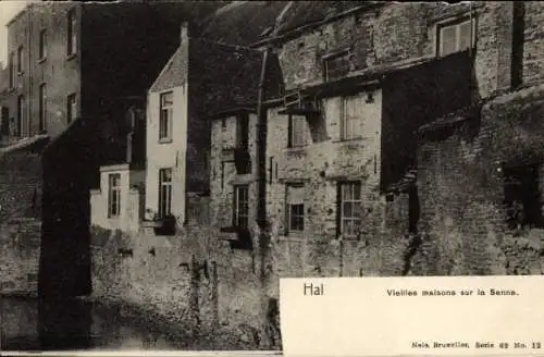 Ak Hal Flämisch Brabant Flandern, Alte Häuser an der Senne, Schwarz-Weiß-Foto, nformat