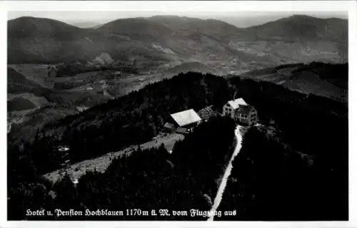 Ak Blauen Badenweiler im Schwarzwald, Hochblauen, Luftaufnahme