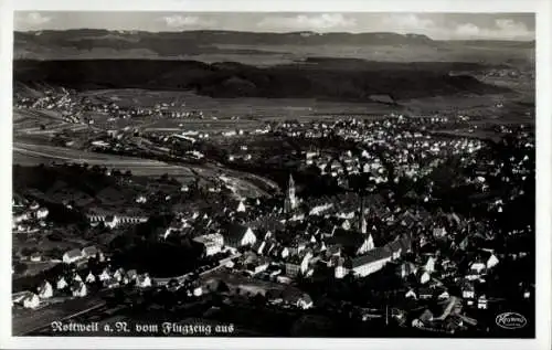 Ak Rottweil am Neckar, Vogelperspektive über  Stadtansicht, Umgebungslandschaft