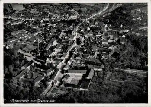 Ak Sandersleben in Anhalt, Luftaufnahme, Stadtansicht,  Architektur, diverse Gebäude