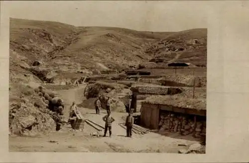 Ak Mazedonien, Einheimische