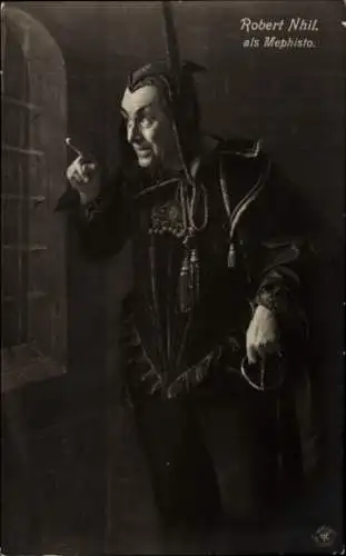Foto Ak Schauspieler Robert Nhil als Mephisto, Schauspielhaus Hamburg