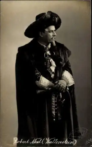 Foto Ak Schauspieler Robert Nhil als Wallenstein, Schauspielhaus Hamburg