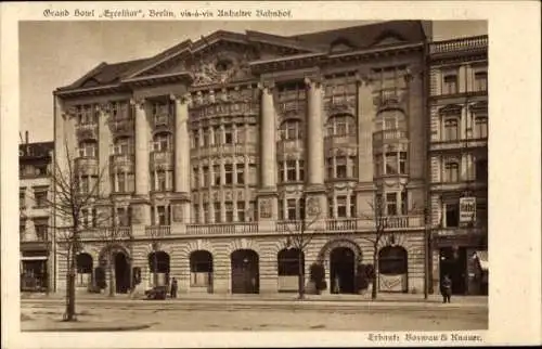 Ak Berlin Kreuzberg , Grand Hotel Excelsior, beeindruckende Architektur, vis-à-vis Anhalter Ba...