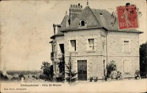 Ak Villa Saint Michel Seine et Marne, Villa St-Michel, Fotografie von Mme. Martin, Gebäude mit Ga
