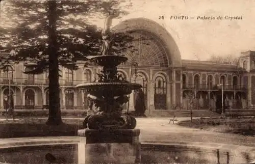 Ak Oporto Porto Portugal, Palacio de Crystal, Brunnenskulptur, monumentales Gebäude