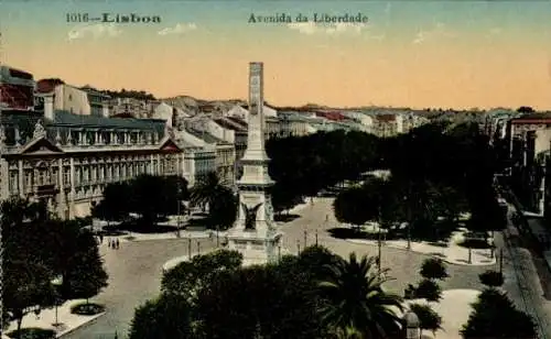 Ak Lisboa Lissabon Portugal, Avenida da Liberdade, Denkmal, Stadtansicht mit Bäumen