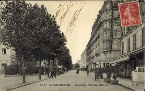 Ak Charenton le Pont Val de Marne, Vorderseite zeigt eine Straße, Gebäude, Bäume, Poststempel, au