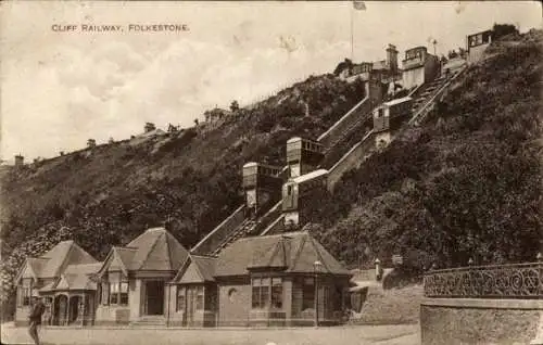 Ak Folkestone Kent England, Cliff Railway,  Architektur, steile Bahn, Landschaft