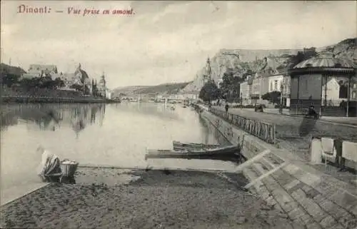 Ak Dinant Wallonien Namur, Flusslandschaft, Stadtansicht, Boote, Architektur, Berge