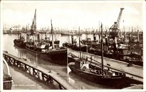 Ak Grimsby Lincolnshire England, Neues Dock, Schiffe, Hafenanlagen, alte 
