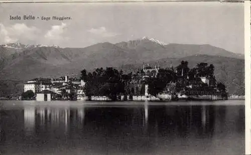 Ak Isola Bella Lago Maggiore Piemonte, Isola Bella, wunderschöner Ausblick, Berge im Hintergrund