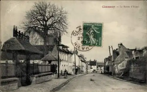 Ak Ak Clamecy Nièvre, Yonne, Kanal, Straße mit Häusern, Bäumen, Poststempel, alte Fotografie