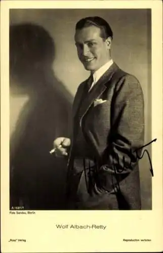 Ak Schauspieler Wolf Albach-Retty, Portrait, Zigarette