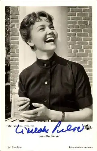 Ak Schauspielerin Liselotte Pulver, Portrait, Autogramme