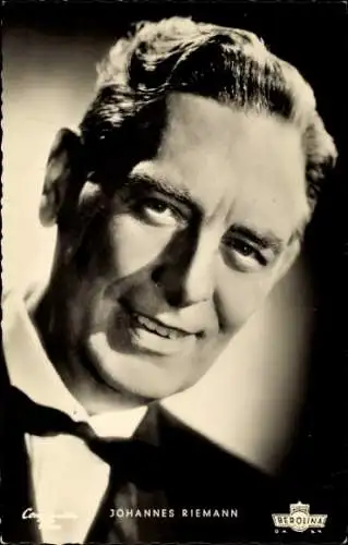 Ak Schauspieler Johannes Riemann, Constantin Film