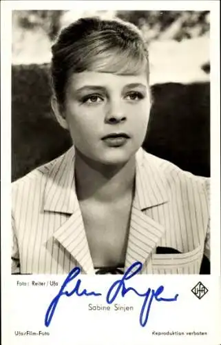 Ak Schauspielerin Sabine Sinjen, Portrait, Autogramm, Film Stefanie