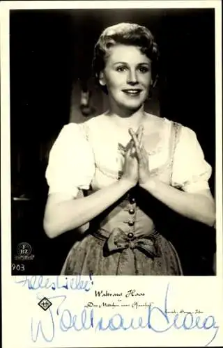 Ak Schauspielerin Waltraut Haas, Portrait, Film Das Mädchen vom Pfarrhof, Autogramm