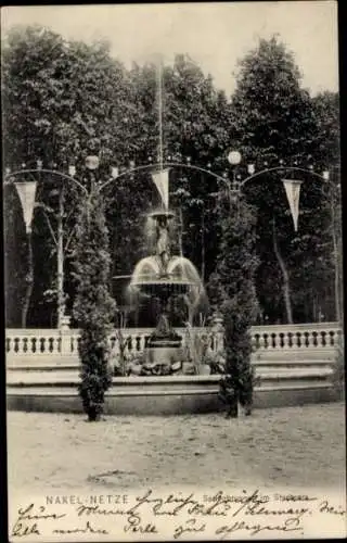 Ak Nakło nad Notecią Nakel Netze Westpreußen, Springbrunnen im Stadtpark