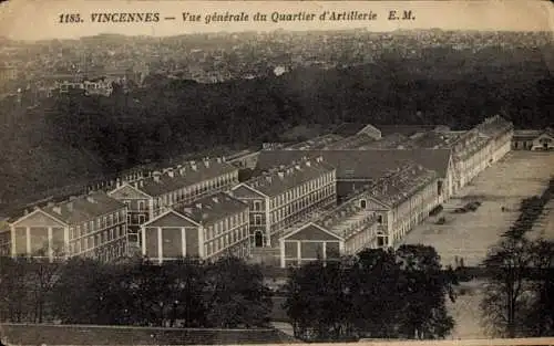 Ak Vincennes Val de Marne, Luftaufnahme des Quartier d'Artillerie, VINCENNES, Stadtansicht